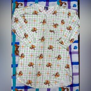 Pooh nightgown Adult small